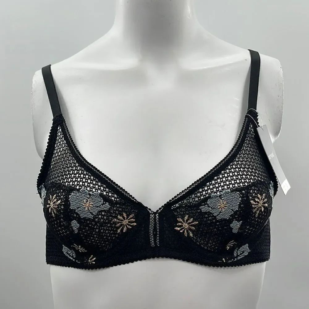 Deyllo Black w/ Teal Flowers Various sizes: